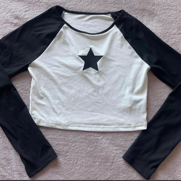 Star Crop Top Tee (L) - Picture 2 of 2